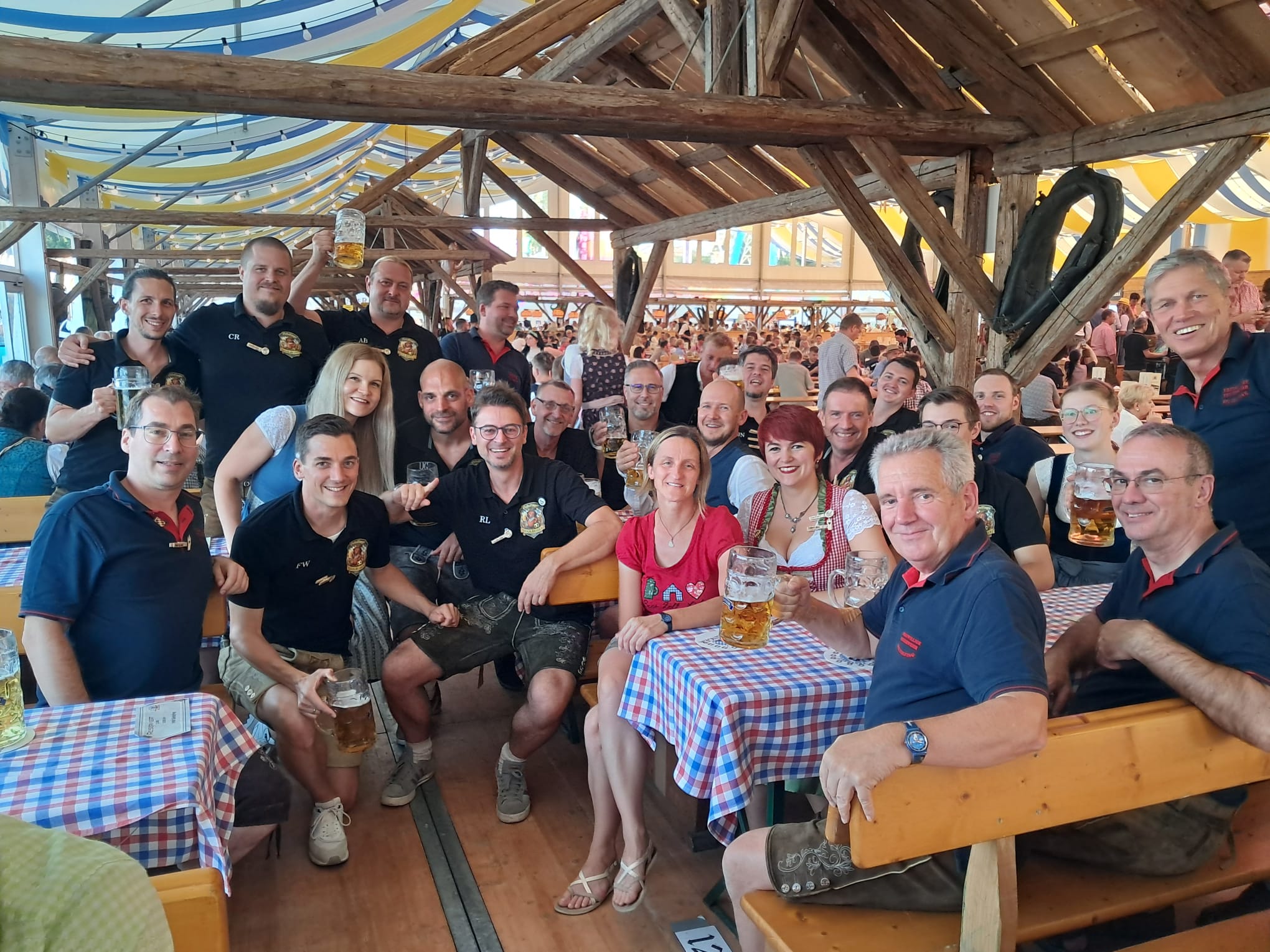 Du betrachtest gerade Vereinsabend am Gäubodenfest in Straubing